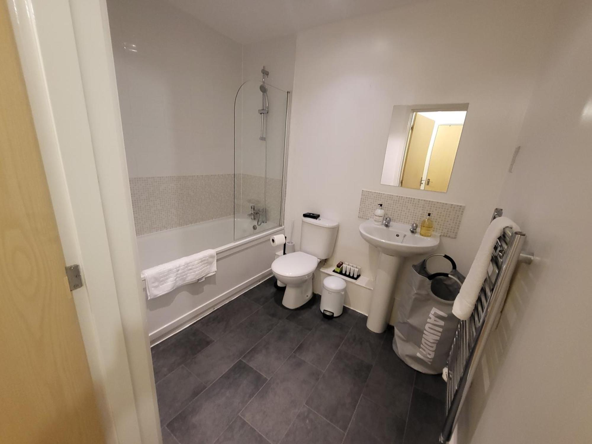 Garland Central City Apartment London 2 Exterior photo